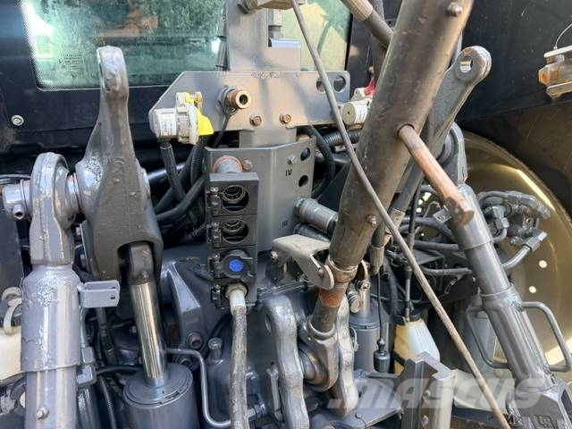 Valtra N123 Hitech5, Luchtremmen, 5500 uur! الجرارات