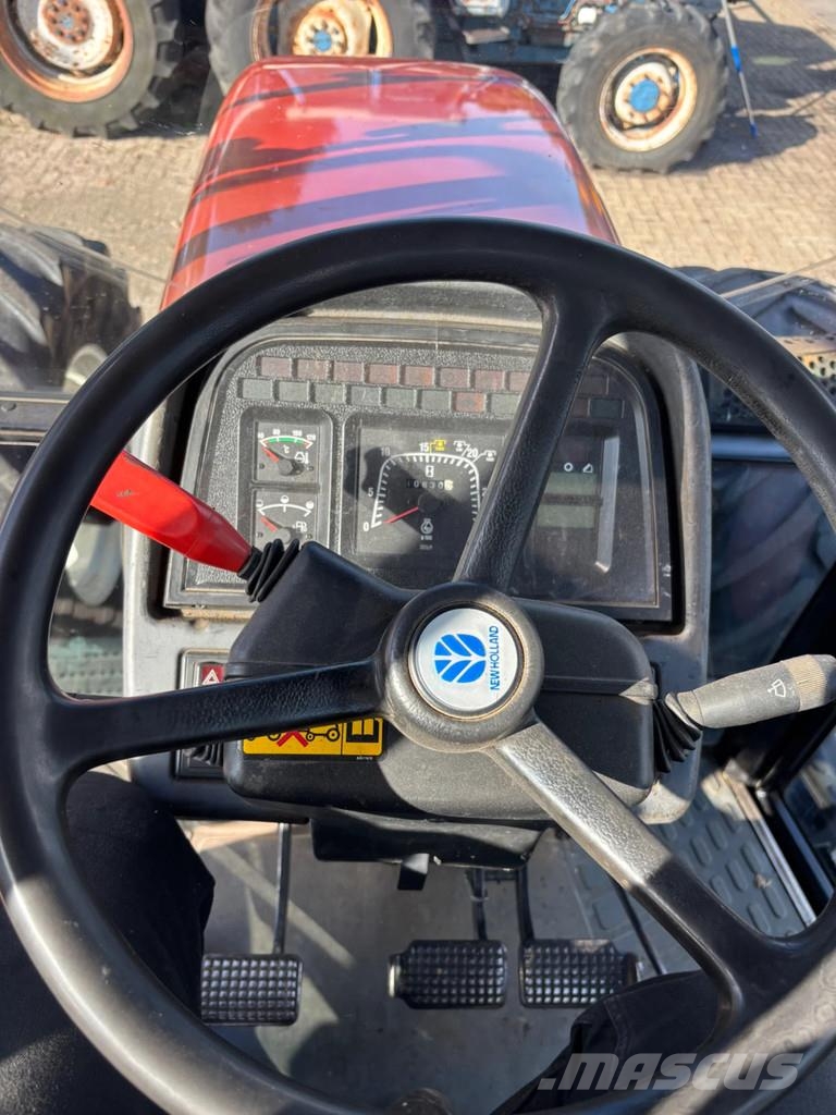 New Holland M160 Traktorji