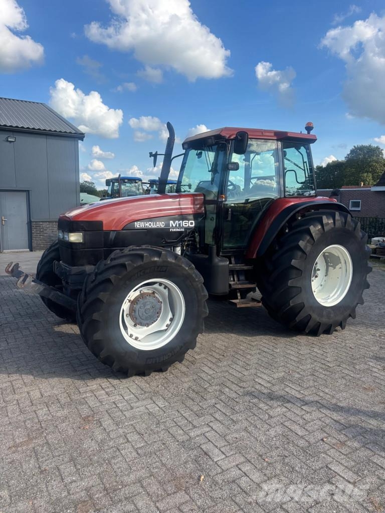 New Holland M160 Traktorji