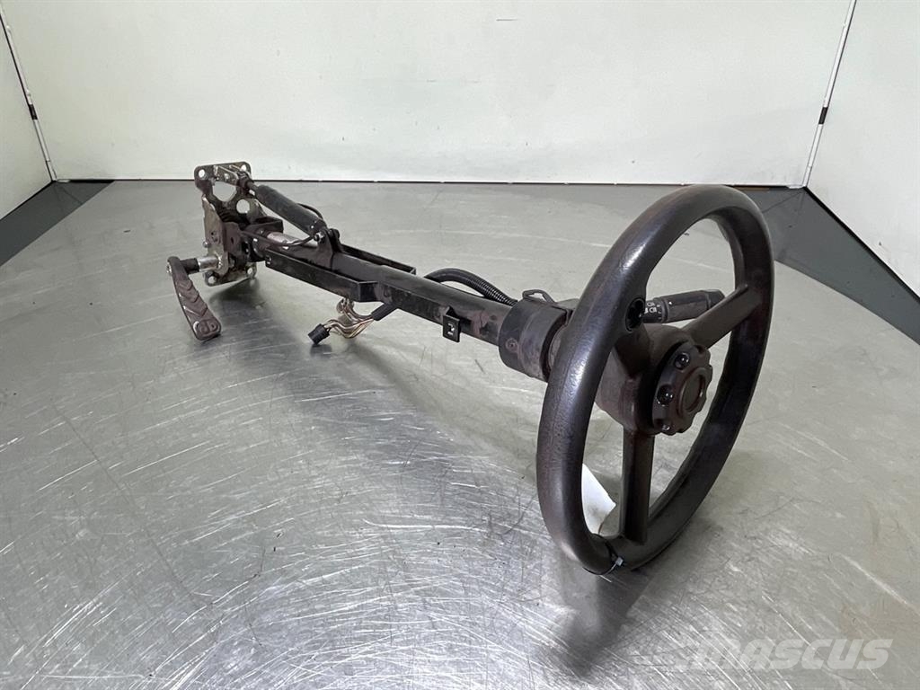 Liebherr L524-12220456-Steering wheel/Lenkrad Kabíny a interiér