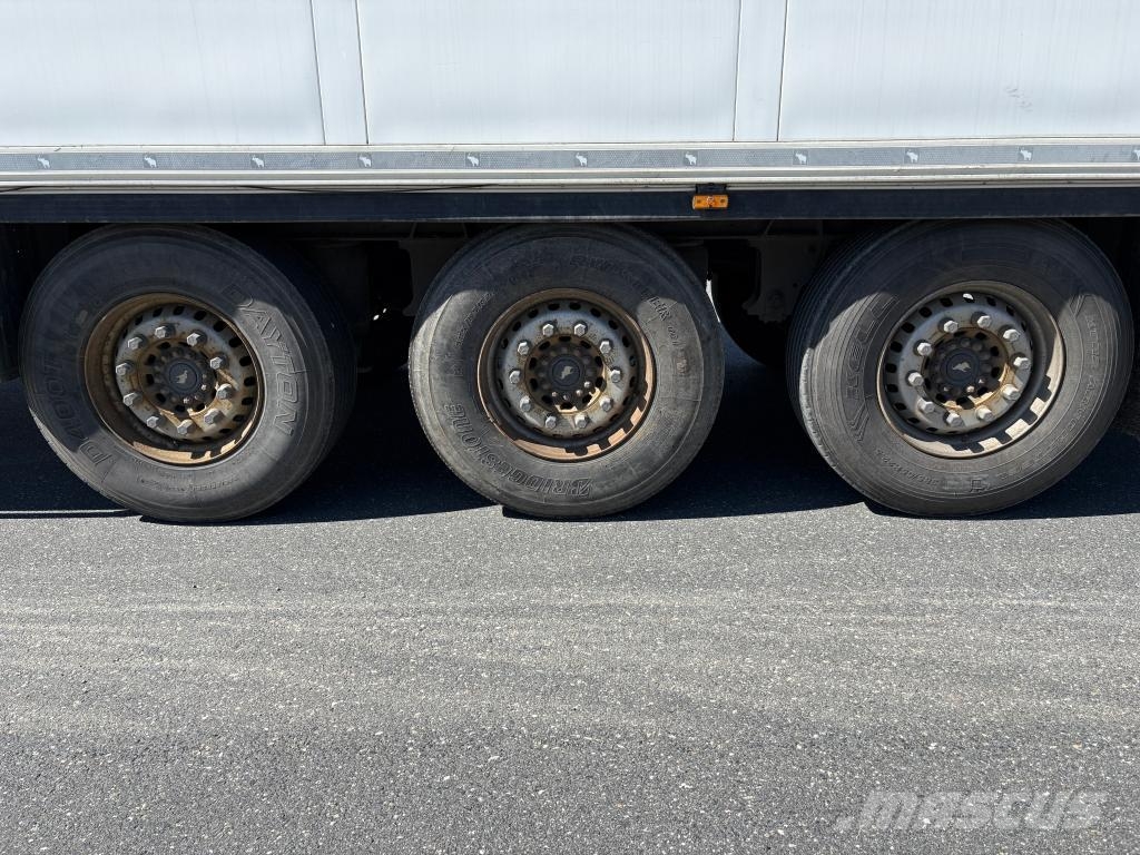 Schmitz Cargobull Trailer Reefer Flower Width & Dual Temp & Double S Koel-vries opleggers