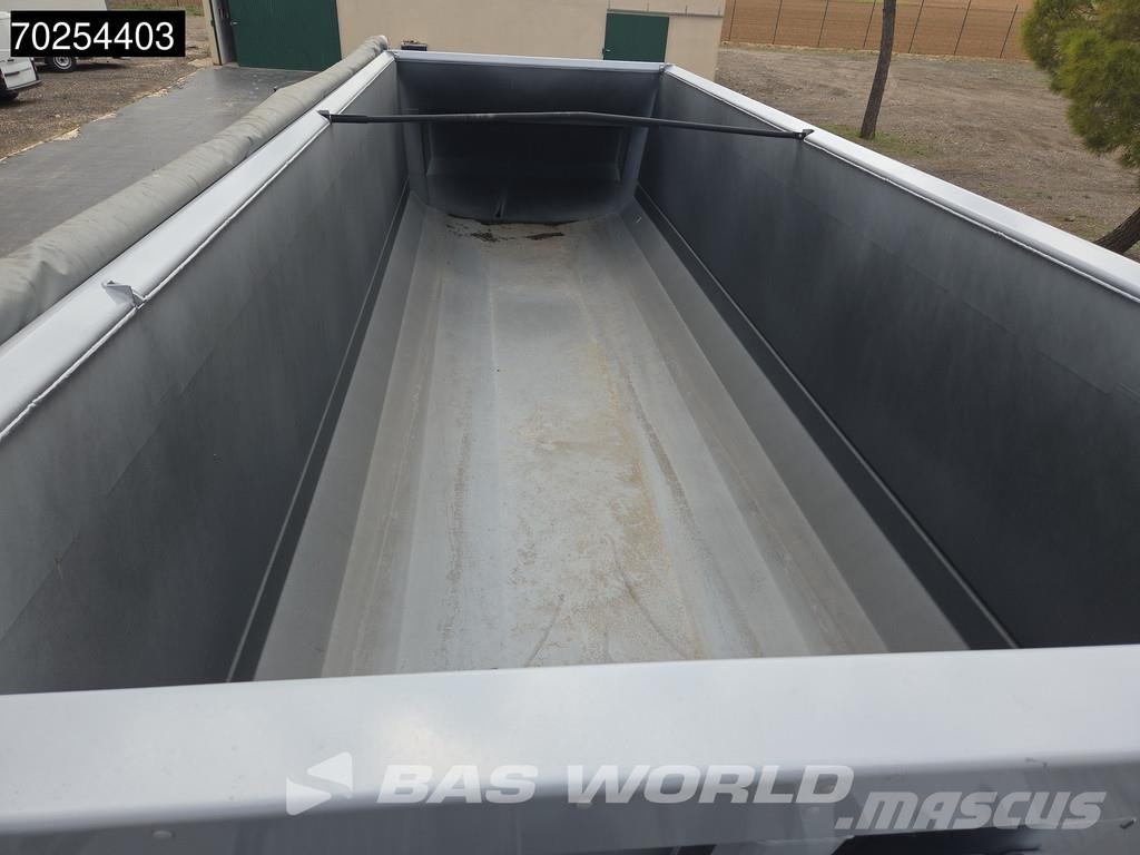 Kögel SKM24 3 axles NUEVO Semirremolque disponible de in نصف مقطورات قلابة