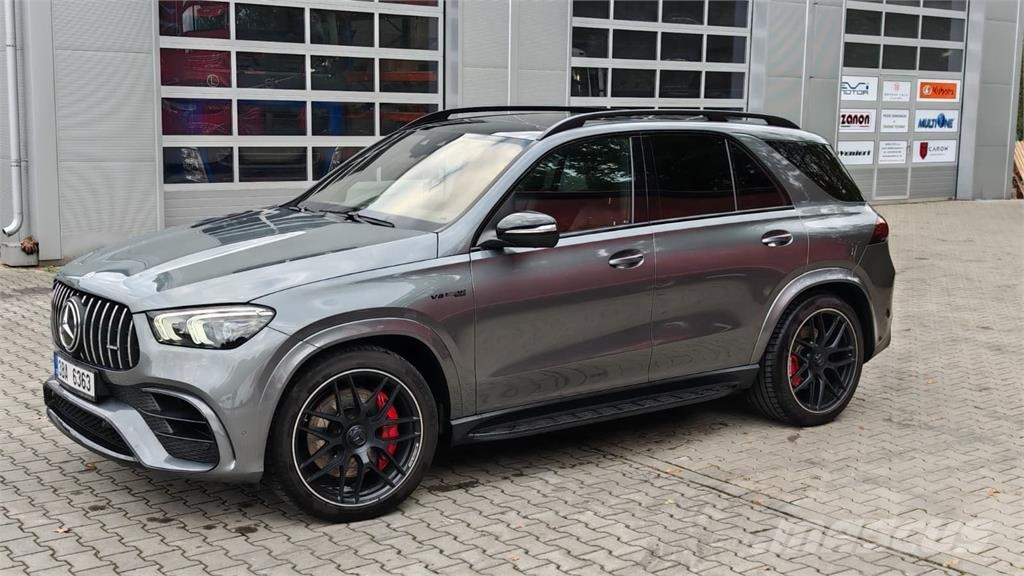 Mercedes-Benz Mercedes Benz AMG GLE 63, 4M, Pano, Nez. Topení, M Auto's