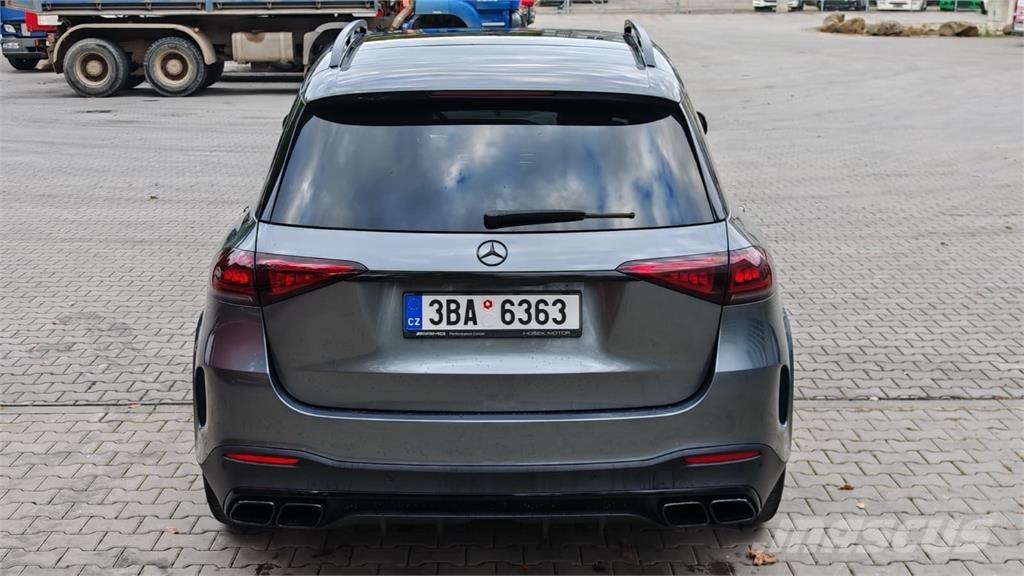 Mercedes-Benz Mercedes Benz AMG GLE 63, 4M, Pano, Nez. Topení, M Auto's