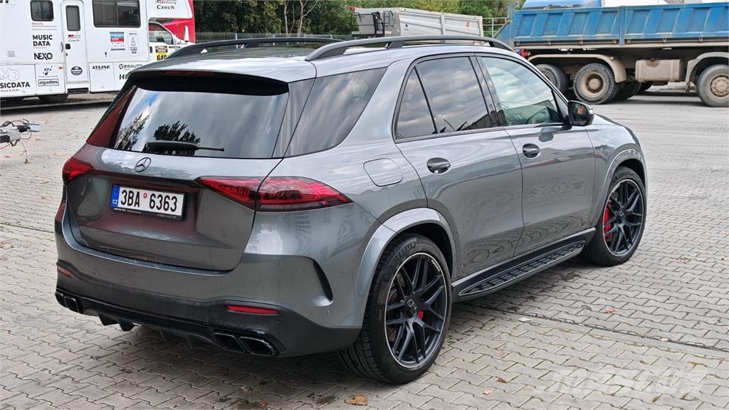 Mercedes-Benz Mercedes Benz AMG GLE 63, 4M, Pano, Nez. Topení, M Auto's