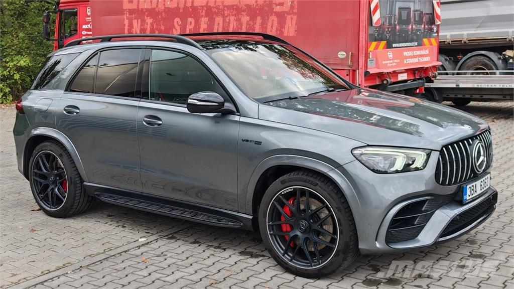 Mercedes-Benz Mercedes Benz AMG GLE 63, 4M, Pano, Nez. Topení, M Auto's