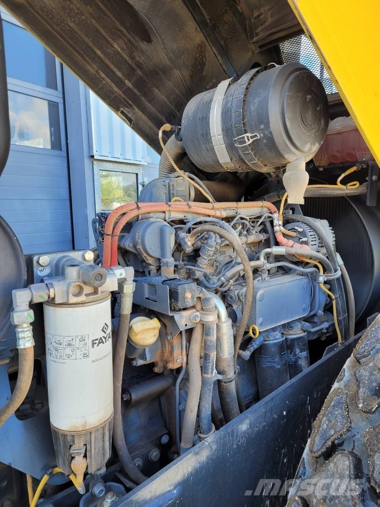 Bomag BW 213 D-5 Erdbauwalzen