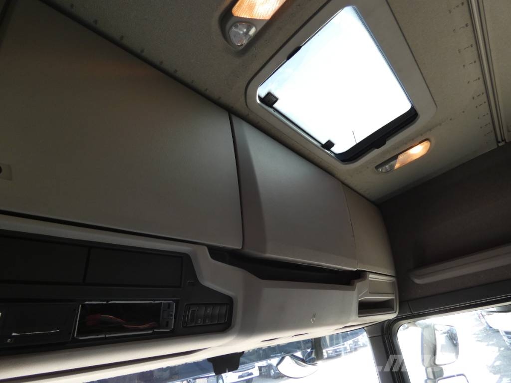 Scania R 450 Camiones con chasís y cabina