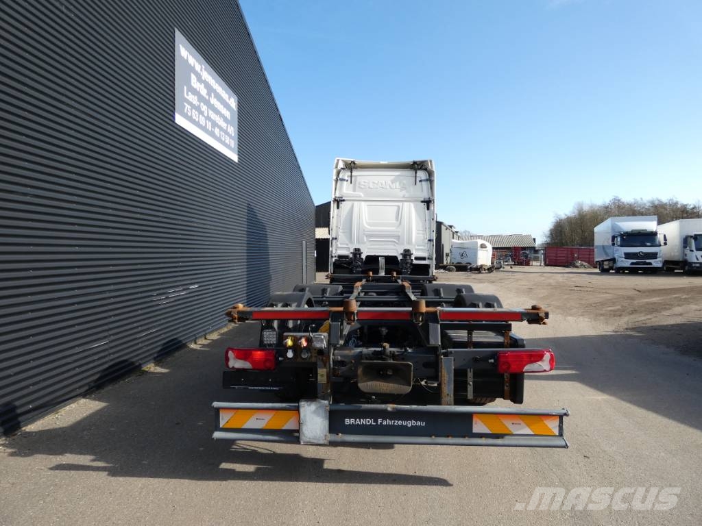Scania R 450 Camiones con chasís y cabina