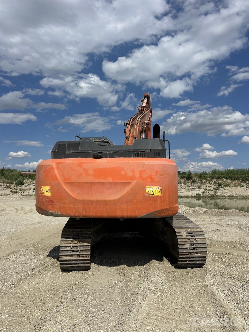 Hitachi ZX 300 LC N-6 Pásové rýpadlá