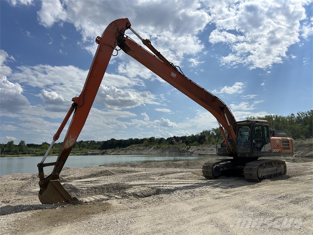 Hitachi ZX 300 LC N-6 Pásové rýpadlá