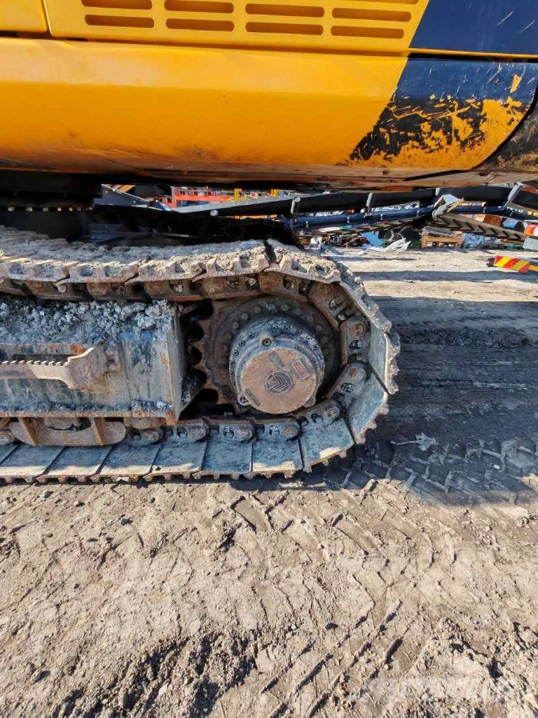 JCB JS 370 LC 履带挖掘机