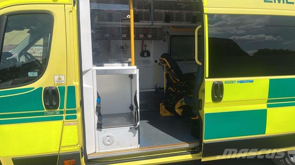 Fiat Ducato A&E Fiat Ducato A&E Vehicle with Stryker Pr سيارات إسعاف