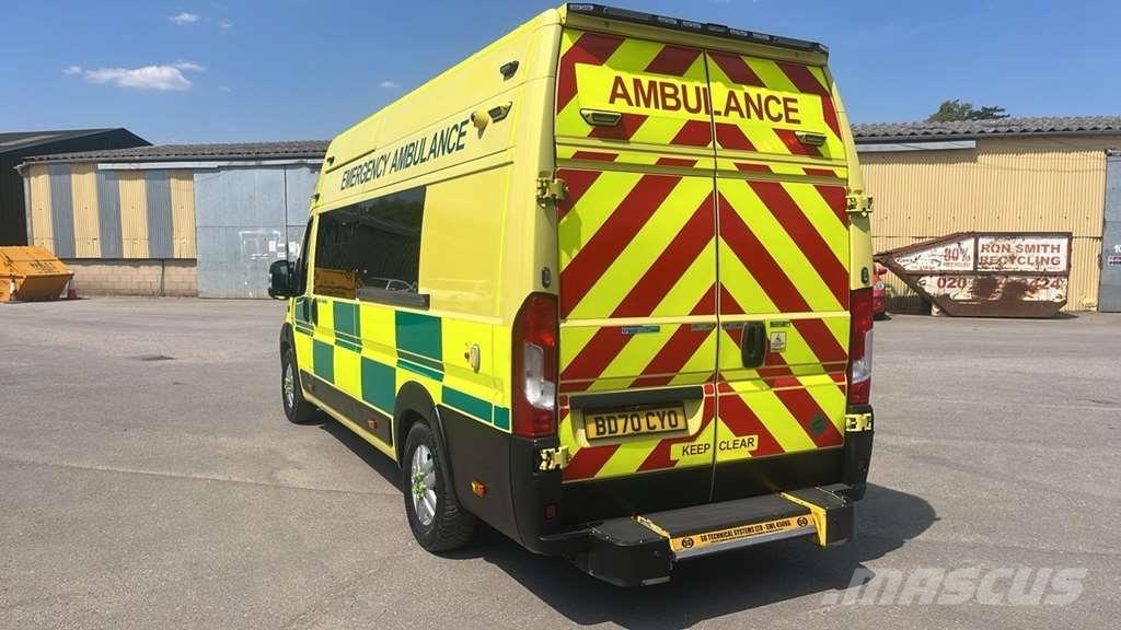 Fiat Ducato A&E Fiat Ducato A&E Vehicle with Stryker Pr سيارات إسعاف