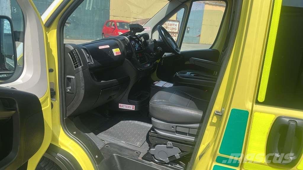 Fiat Ducato A&E Fiat Ducato A&E Vehicle with Stryker Pr سيارات إسعاف