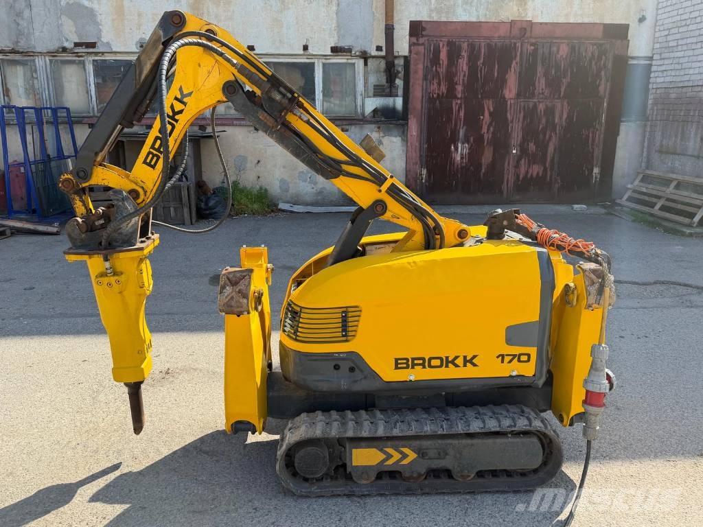 Brokk 170 Demolačné rýpadlá