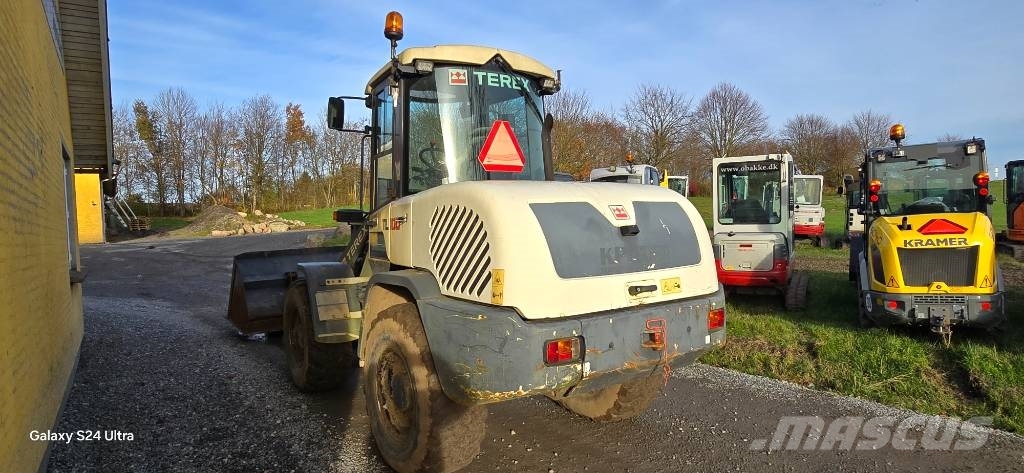 Terex TL 100 Gumikerekes homlokrakodók