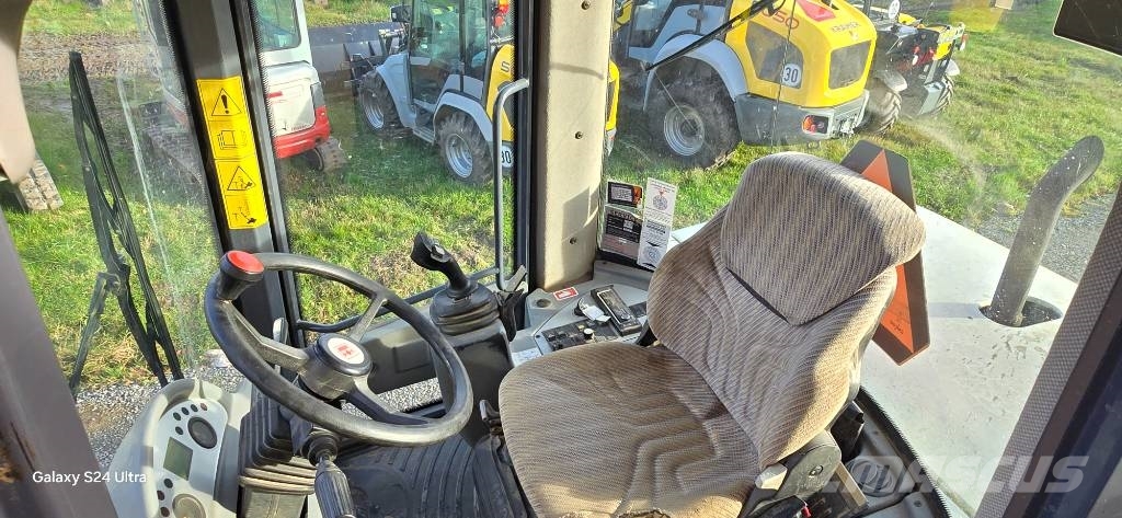Terex TL 100 Gumikerekes homlokrakodók