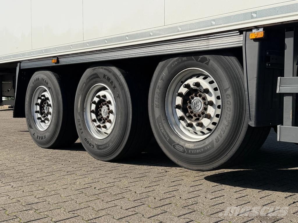 Schmitz Cargobull N/A Carrier Vector 1550 / Lift-As / Rotos-Disc *Ap Külmikpoolhaagised
