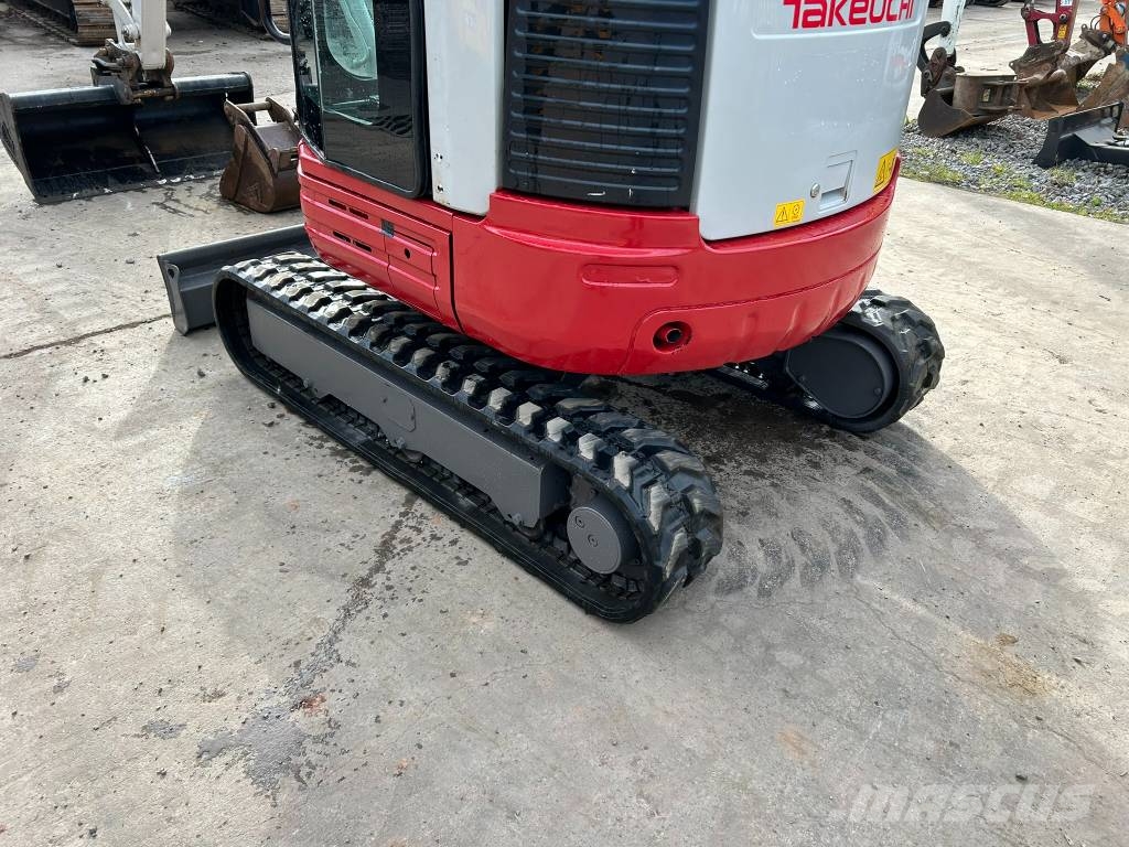 Takeuchi TB 23 R Miniescavatori
