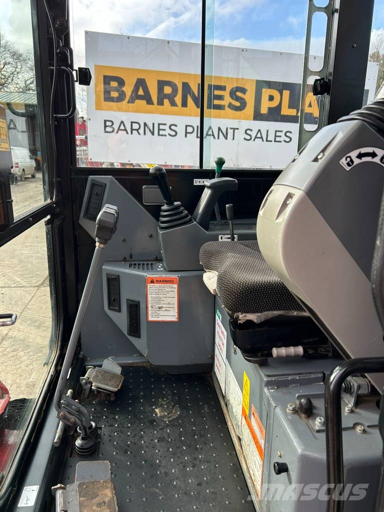 Takeuchi TB 23 R Miniescavatori