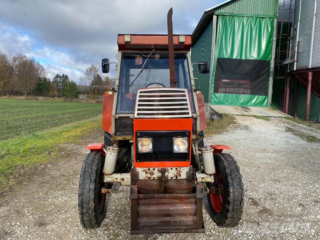 Zetor Chrystal 8011 Traktoriai