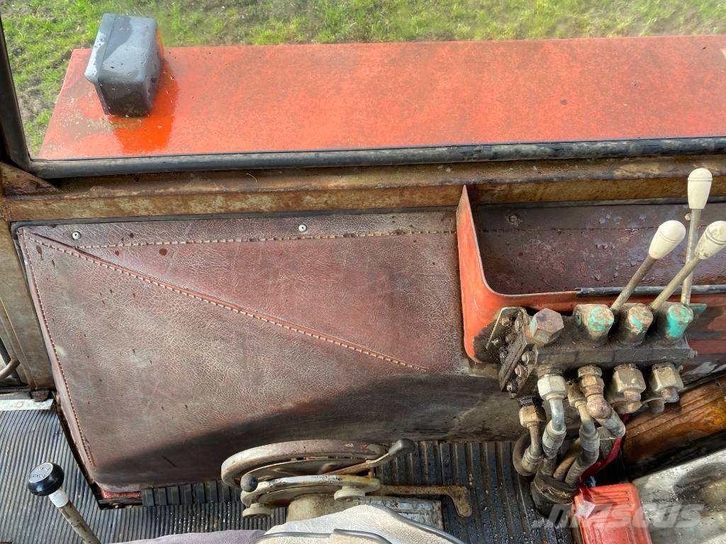 Zetor Chrystal 8011 Traktoriai