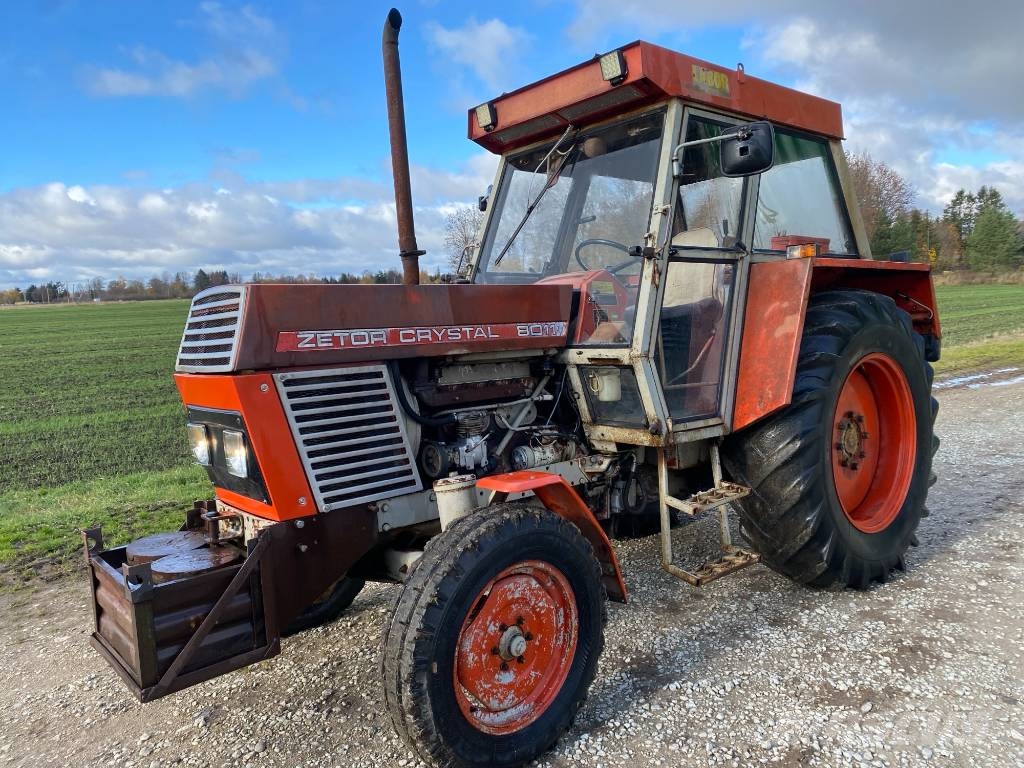 Zetor Chrystal 8011 Traktoriai