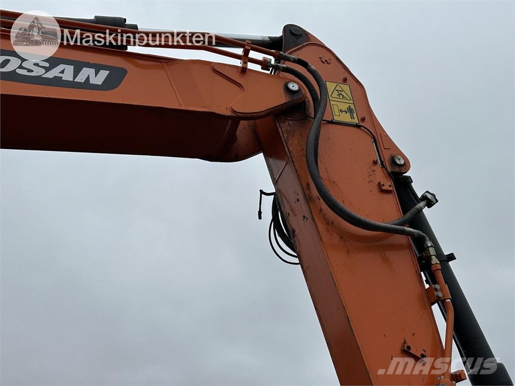 Doosan DX 165 W-5 Excavadoras de ruedas
