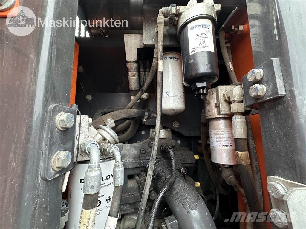 Doosan DX 165 W-5 Excavadoras de ruedas