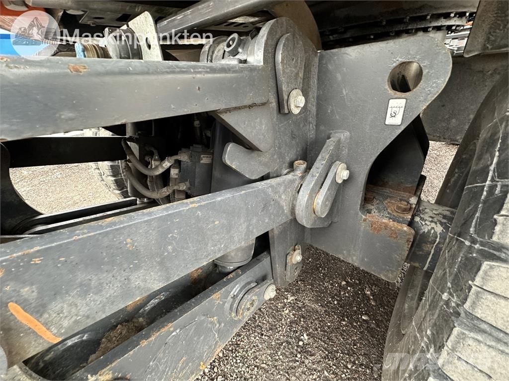 Doosan DX 165 W-5 Excavadoras de ruedas