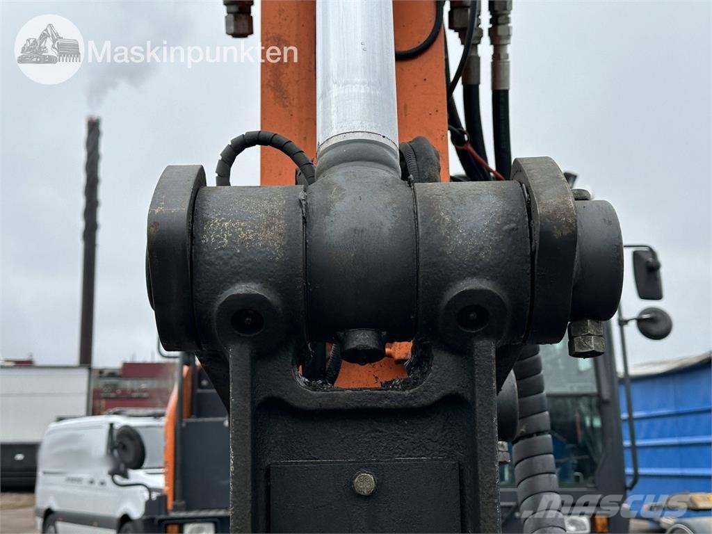 Doosan DX 165 W-5 Excavadoras de ruedas