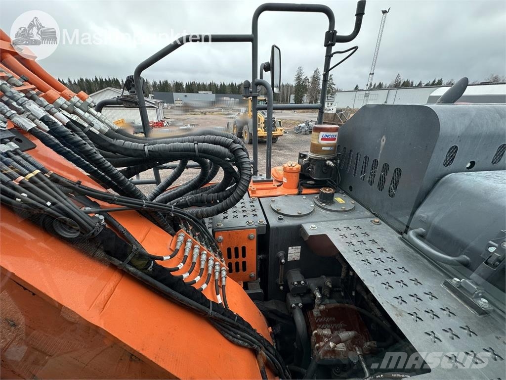 Doosan DX 165 W-5 Excavadoras de ruedas