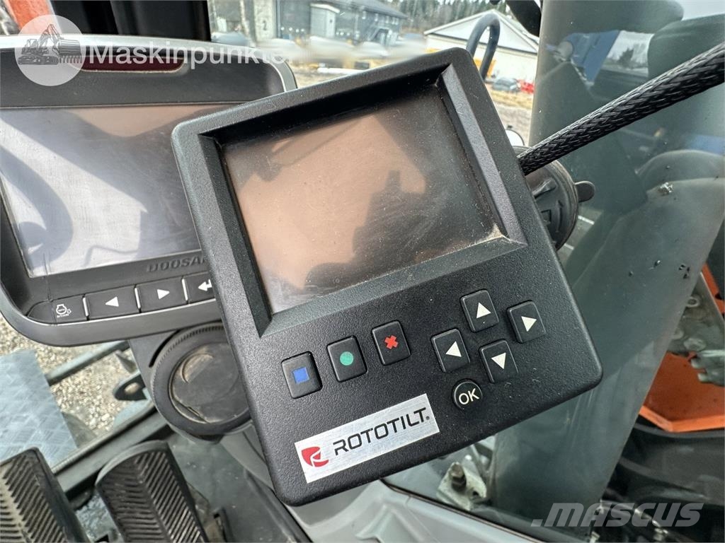 Doosan DX 165 W-5 Excavadoras de ruedas