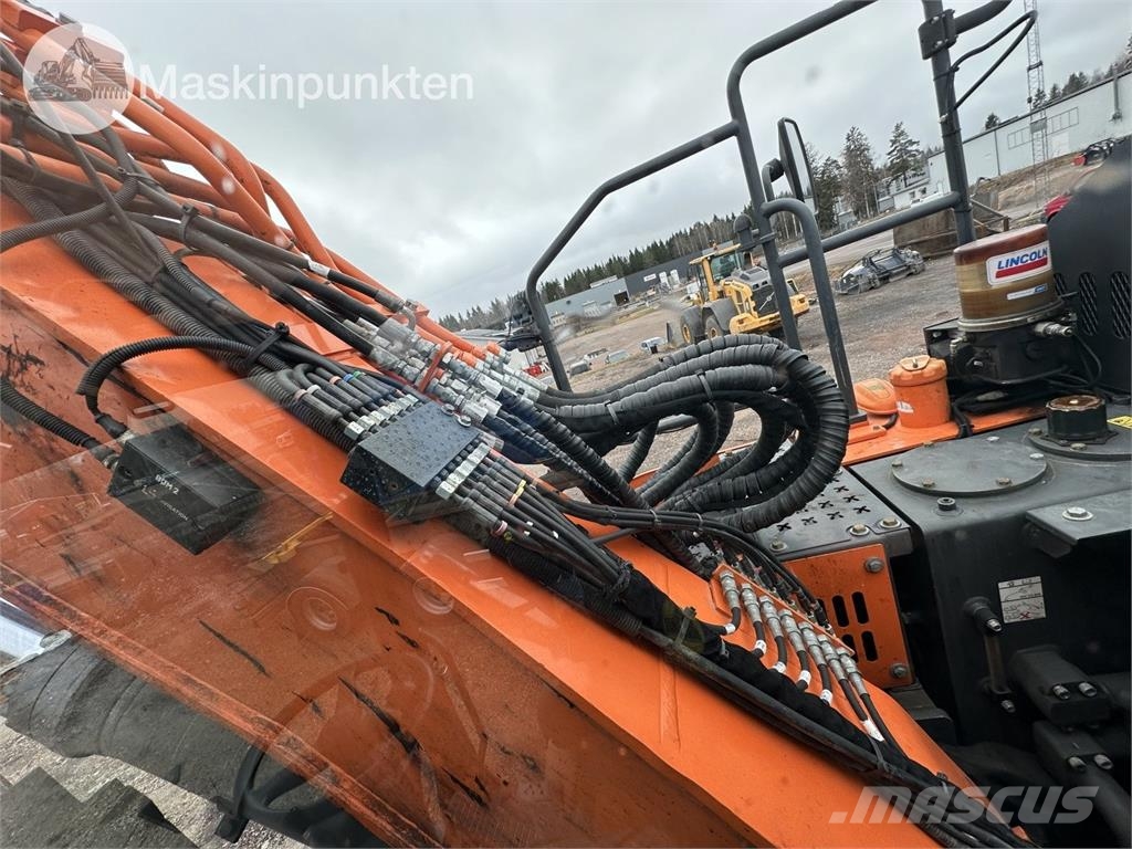 Doosan DX 165 W-5 Excavadoras de ruedas