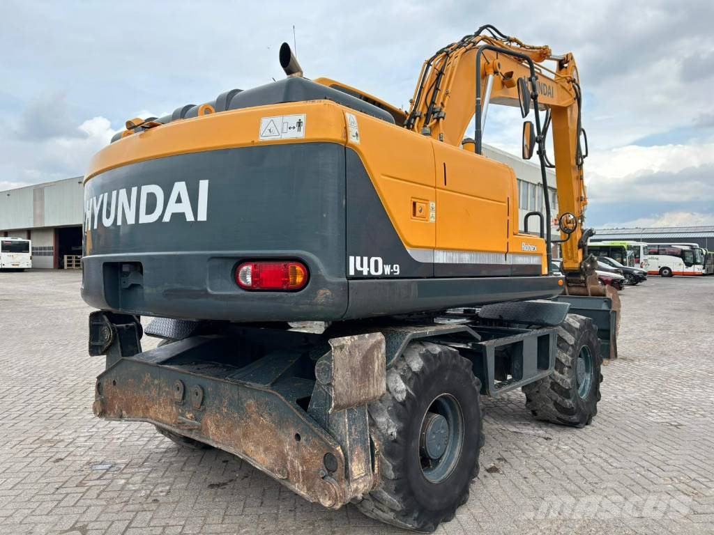 Hyundai 140W-9 Mobilbagger