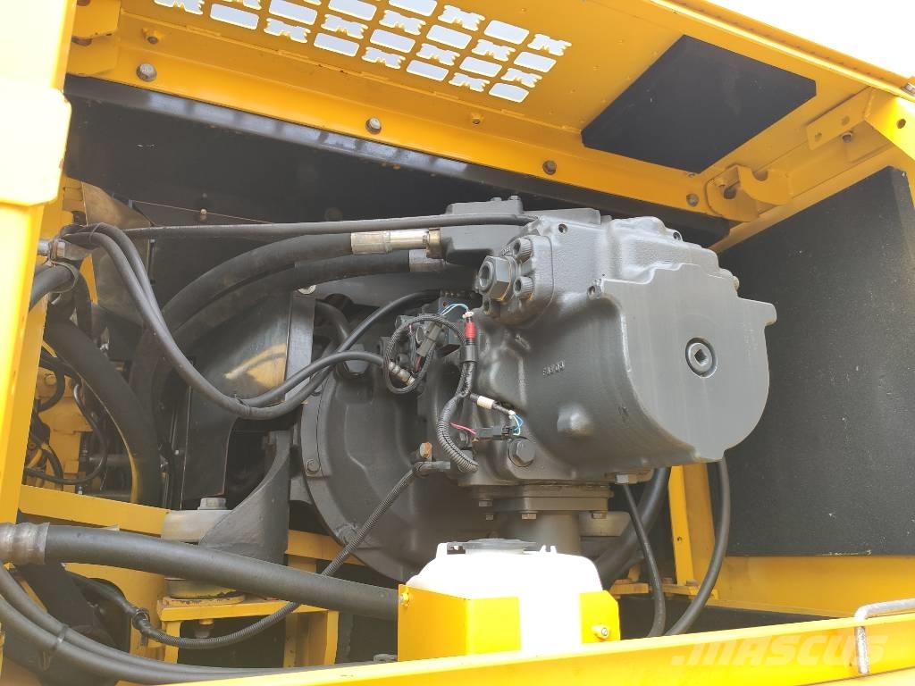 Komatsu PC450-8 Εκσκαφείς με ερπύστριες