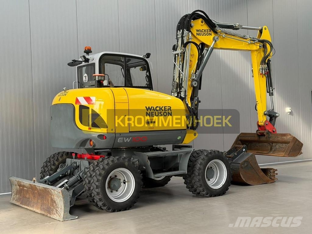 Wacker Neuson EW 100 Väikeekskavaatorid 7t-12t