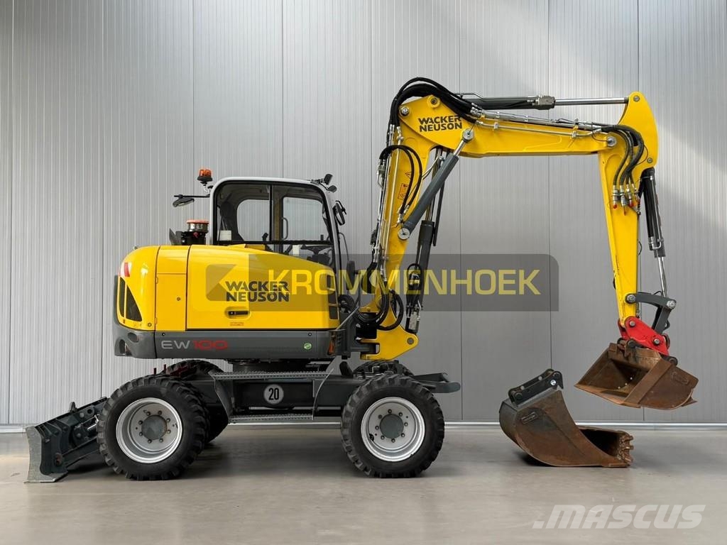 Wacker Neuson EW 100 Väikeekskavaatorid 7t-12t