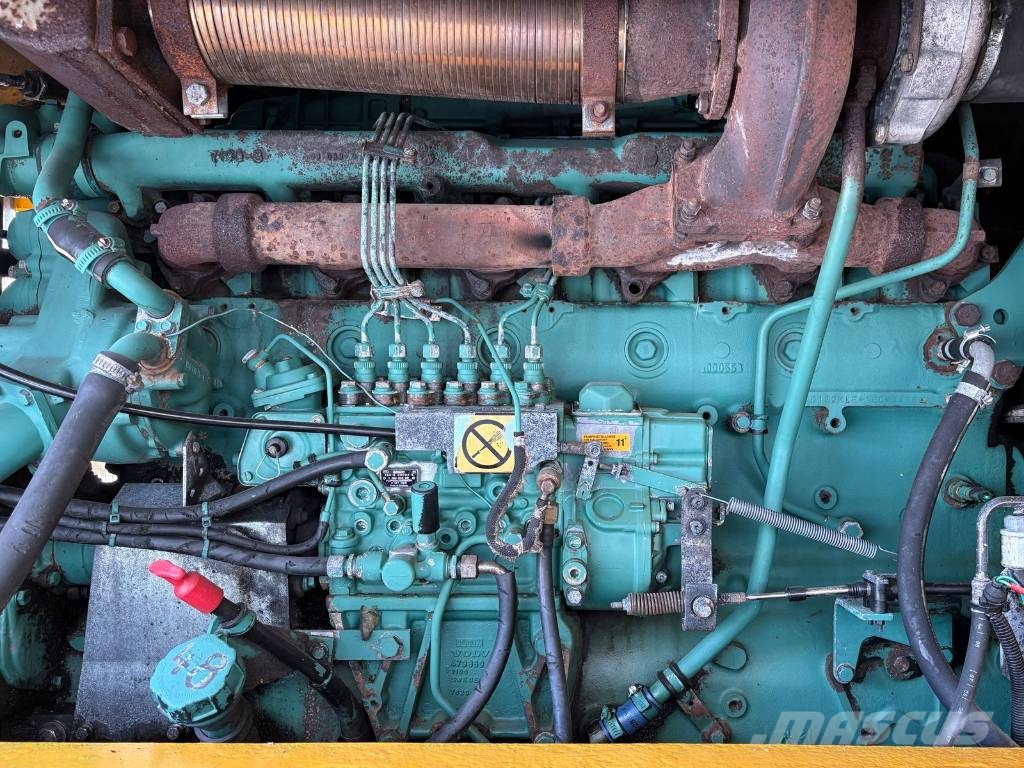 Volvo L 220 D Wielladers