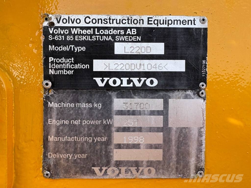 Volvo L 220 D Wielladers