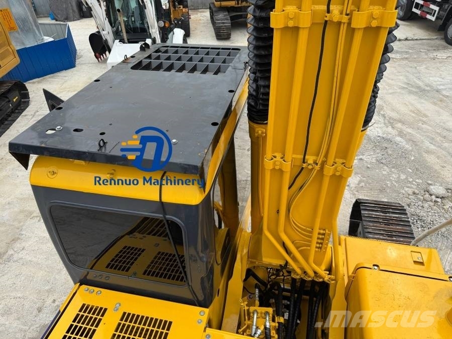 Komatsu PC 300 Εκσκαφείς με ερπύστριες
