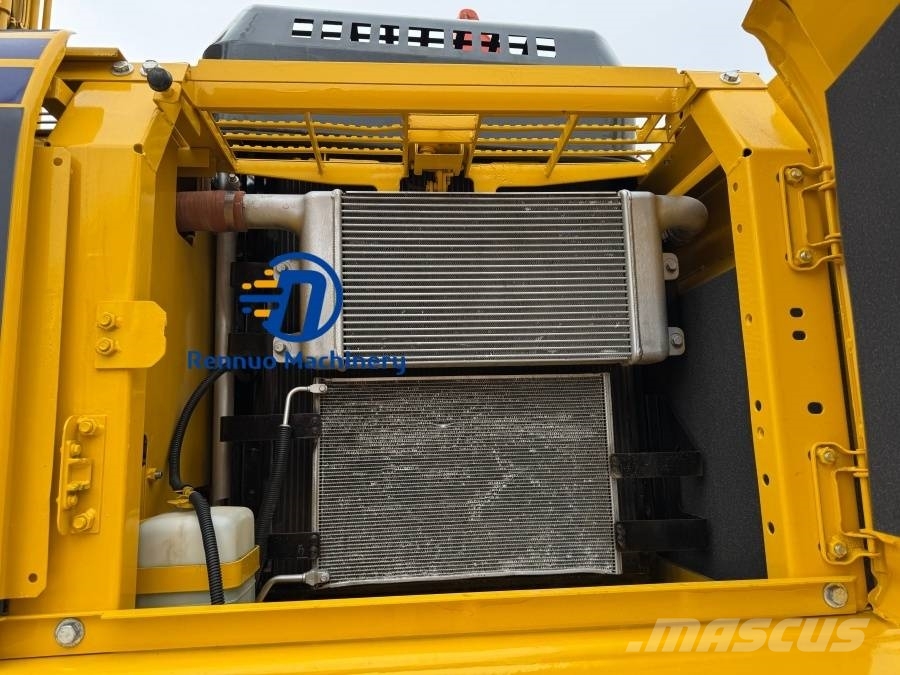 Komatsu PC 300 Εκσκαφείς με ερπύστριες