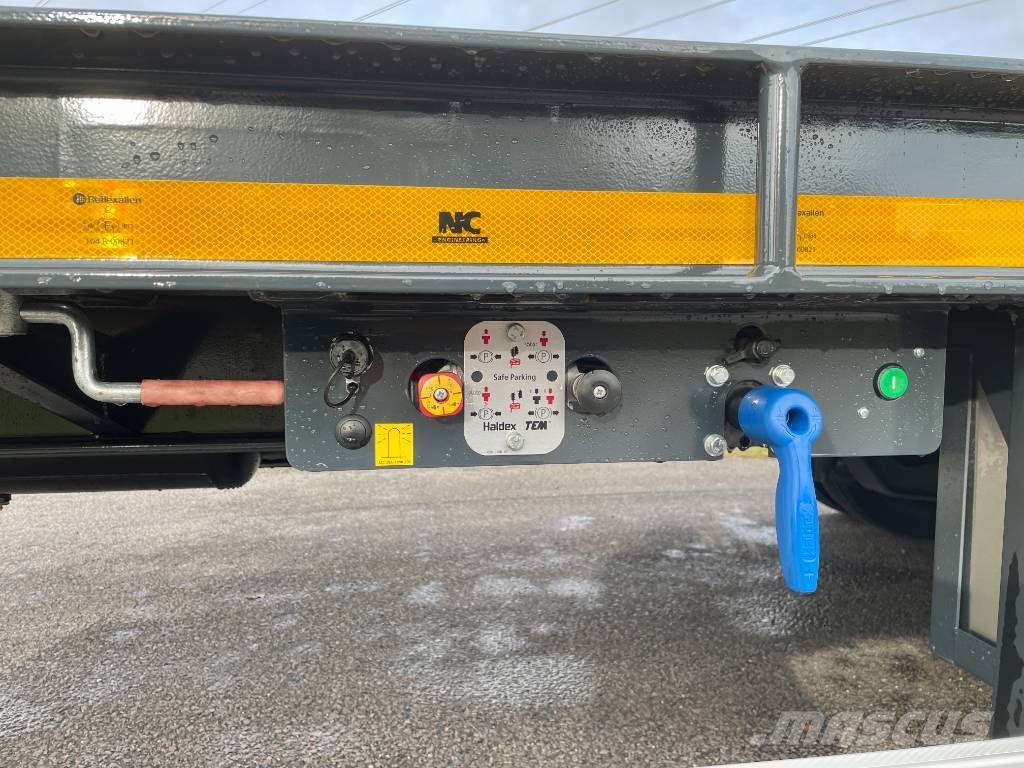 NC 3-axlad Lastbilskärra 25T Οχήματα με χαμηλό δάπεδο