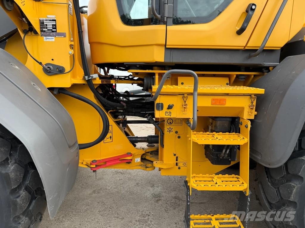 Volvo L70H L70H Iekrāvēji uz riteņiem
