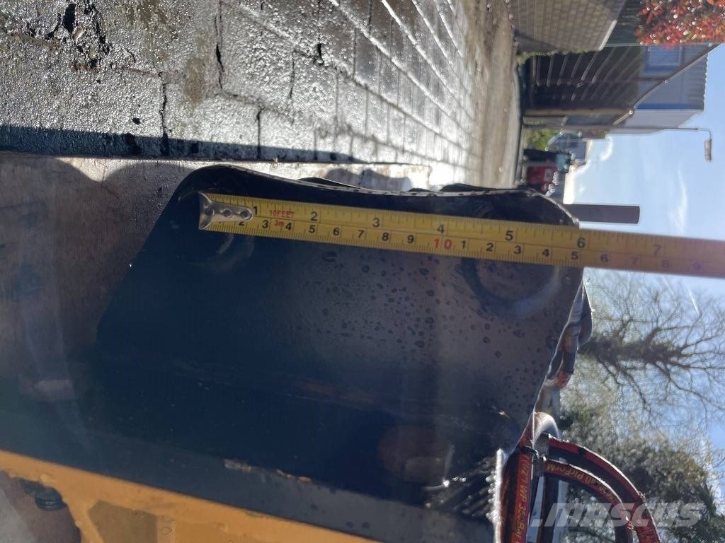 Indeco HP 150 98kg 0,7 - 3,0 t Hydraulic Breaker Hammers / Breakers
