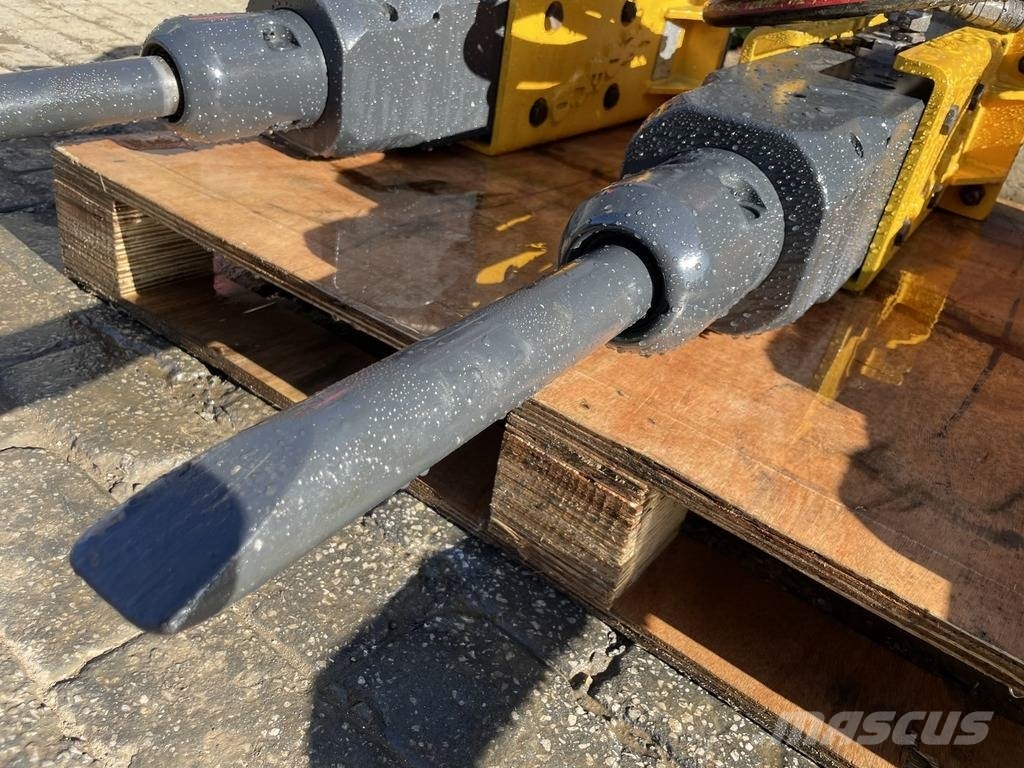 Indeco HP 150 98kg 0,7 - 3,0 t Hydraulic Breaker Hammers / Breakers