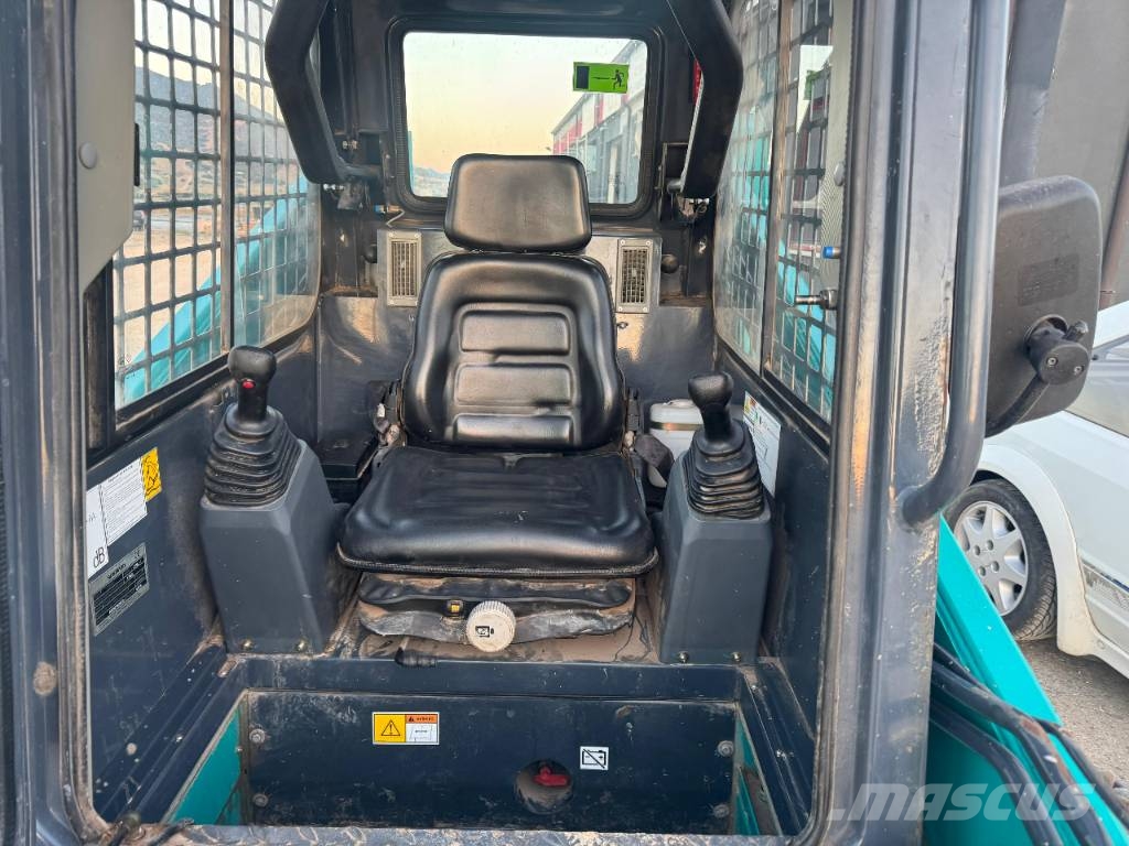 Sunward SWL 3230 لوادر صغيرة