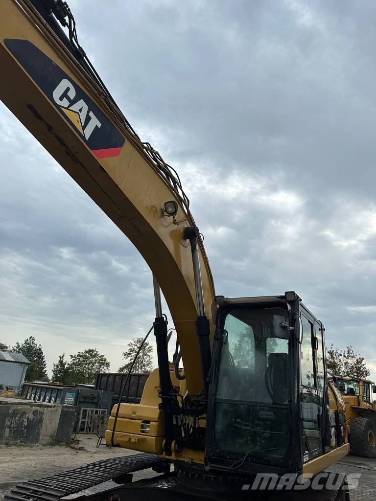 CAT 320DL Raupenbagger