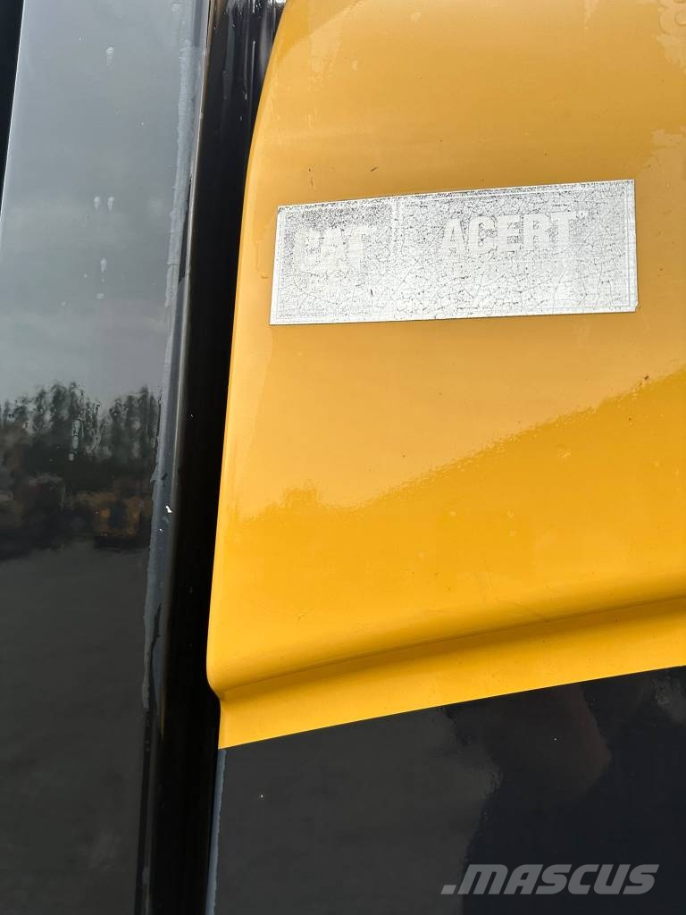 CAT 320DL Raupenbagger